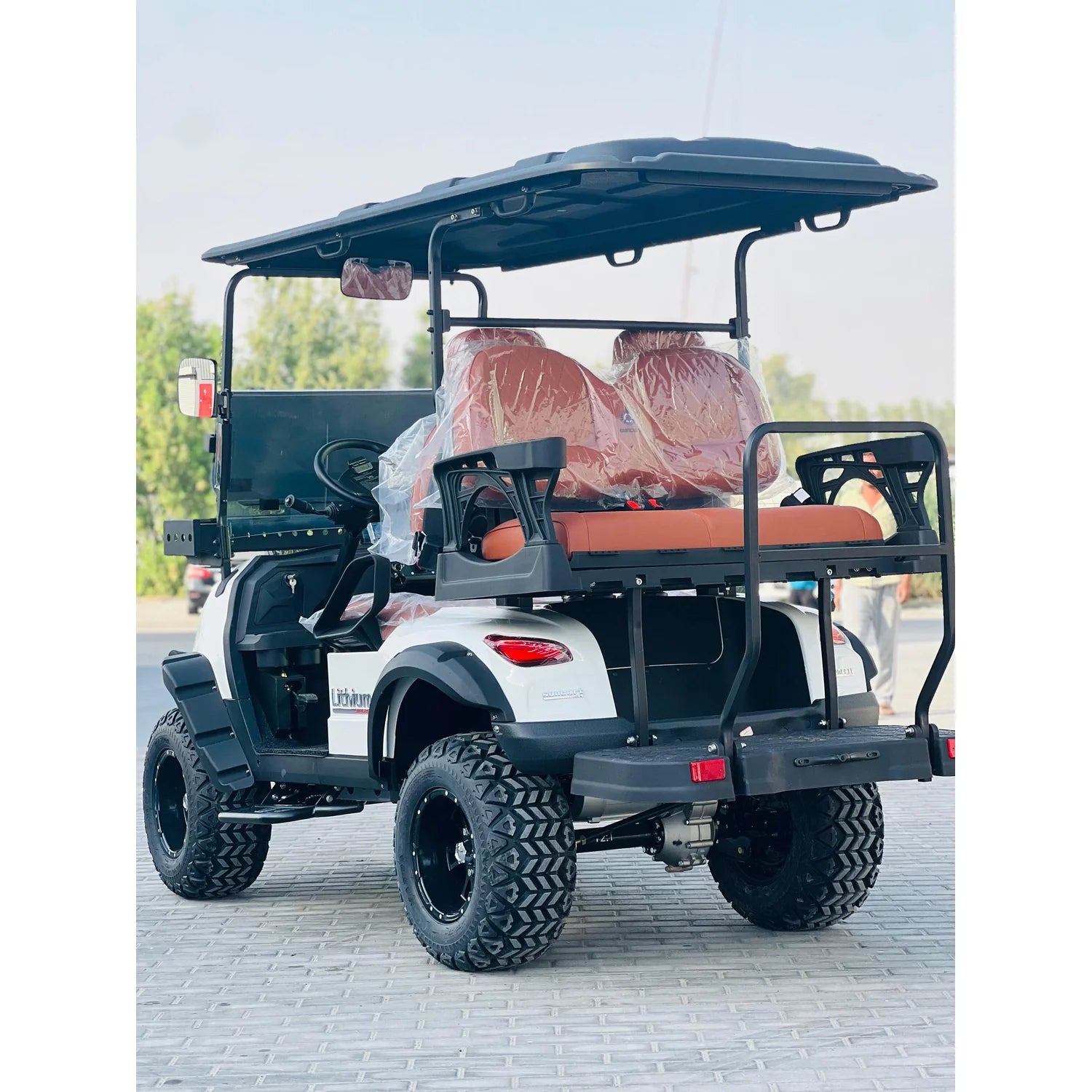 4-Seater Off-Road Electric Golf Cart with Touchscreen