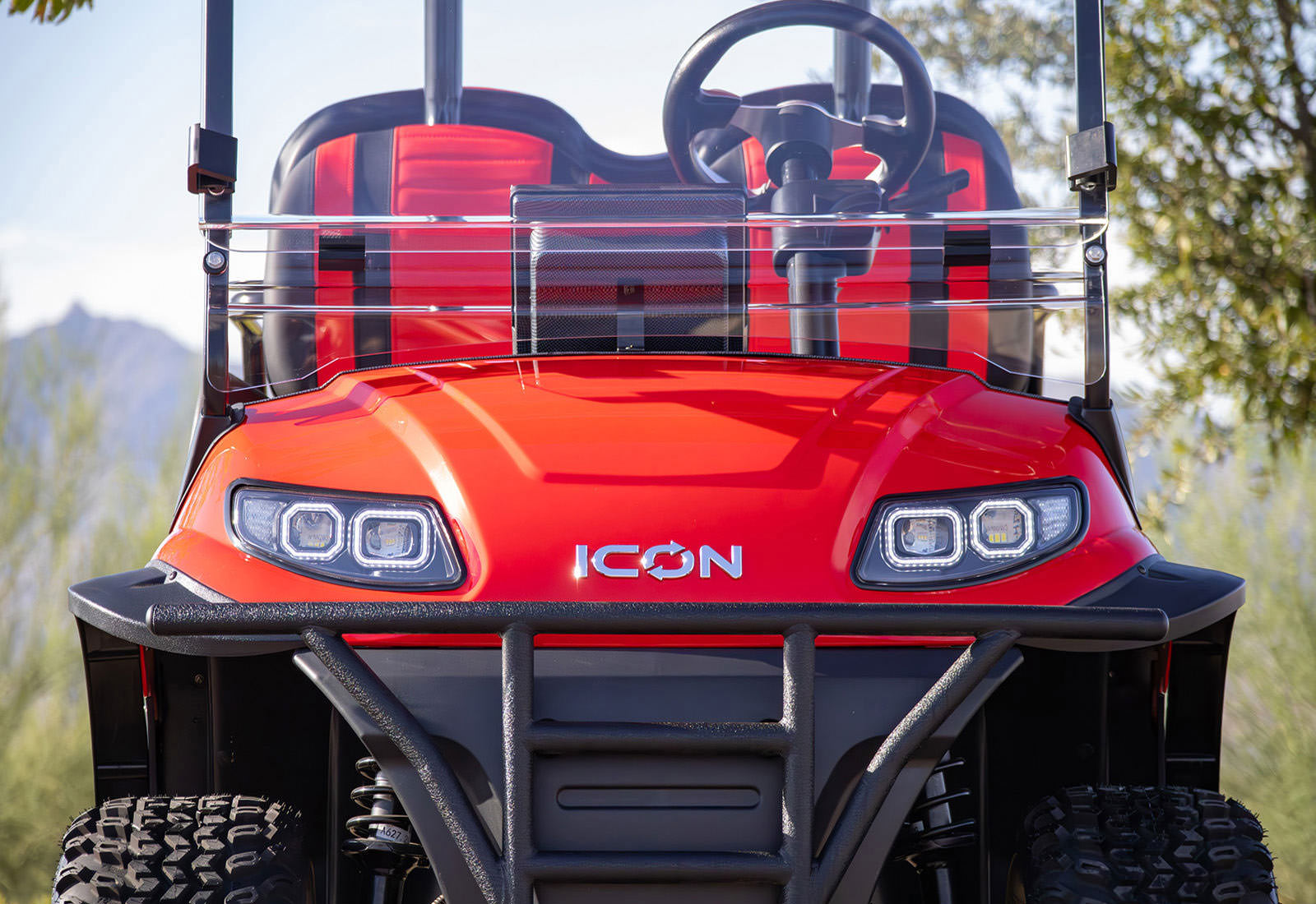 4-Seater Lifted Electric Golf Cart with Lithium Battery and 4-Wheel Disc Brakes