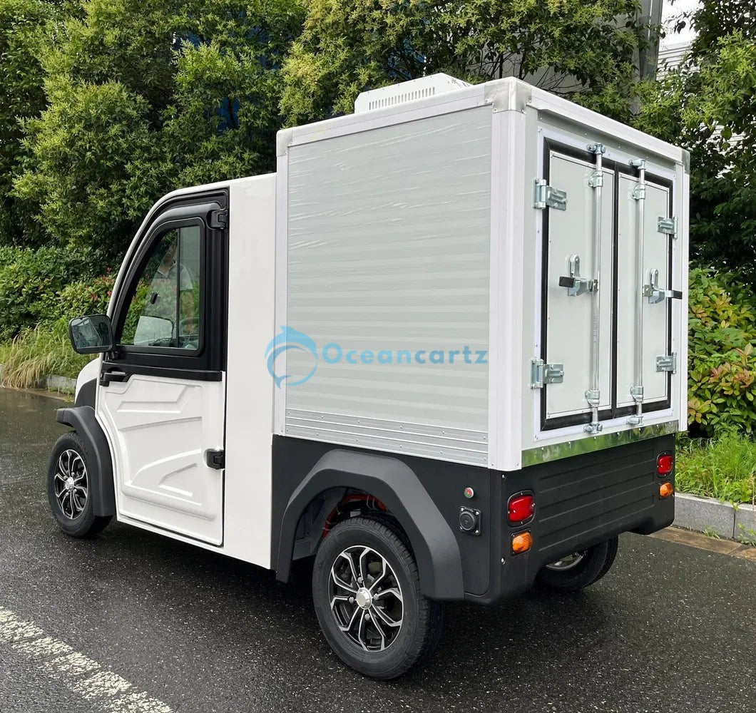 Oceancartz 2-Seater Electric Utility Freezer Cart with -18°C Cooling and 600kg Payload Golf Cart - Pickup Trucks - 2 Seater - Close Up | Oceancartz