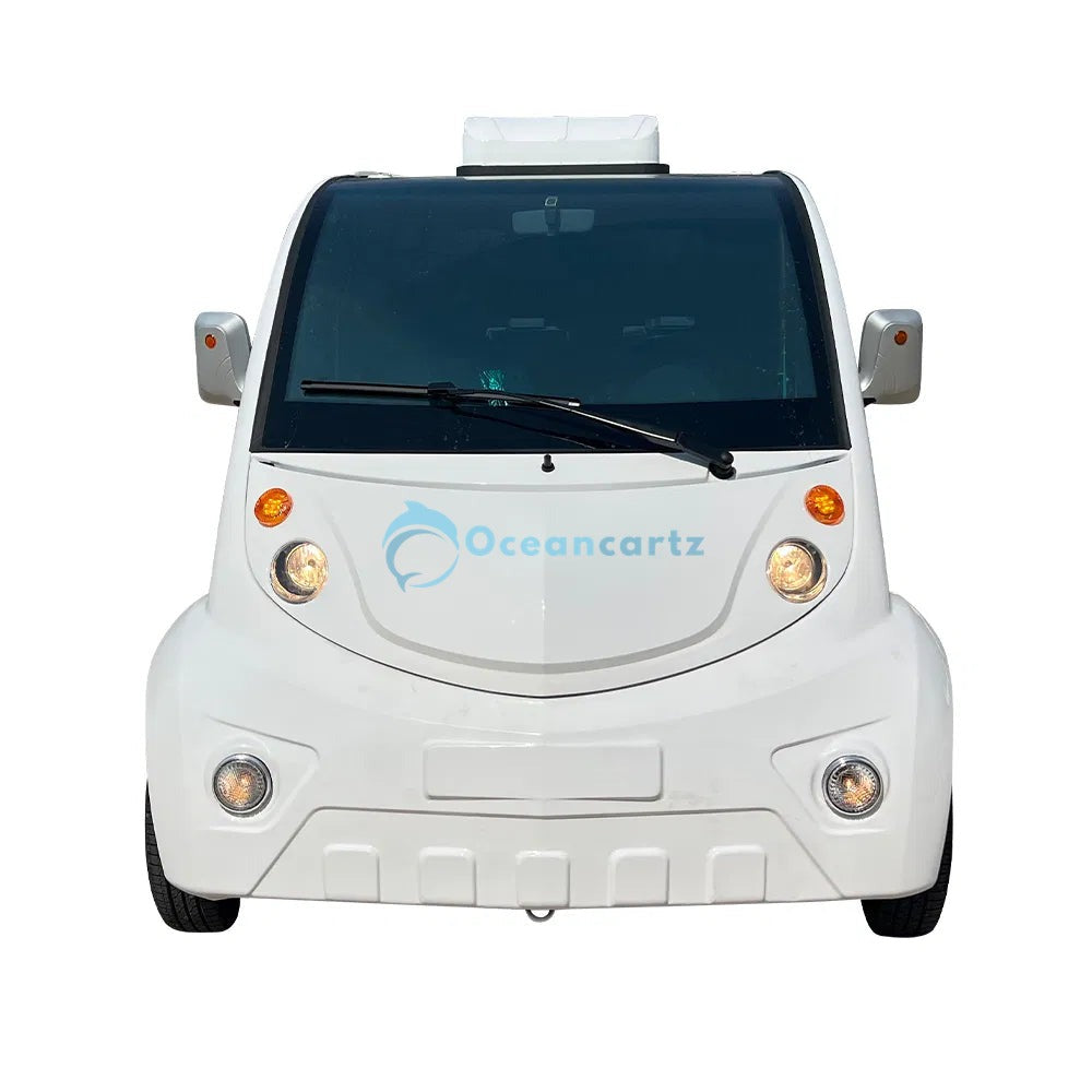 Oceancartz 4-5 Passenger Enclosed Electric Golf Cart with 2300W Air Conditioning and LFP Battery - Air Conditioned Golf Carts - 4 Seater - Close Up | Oceancartz