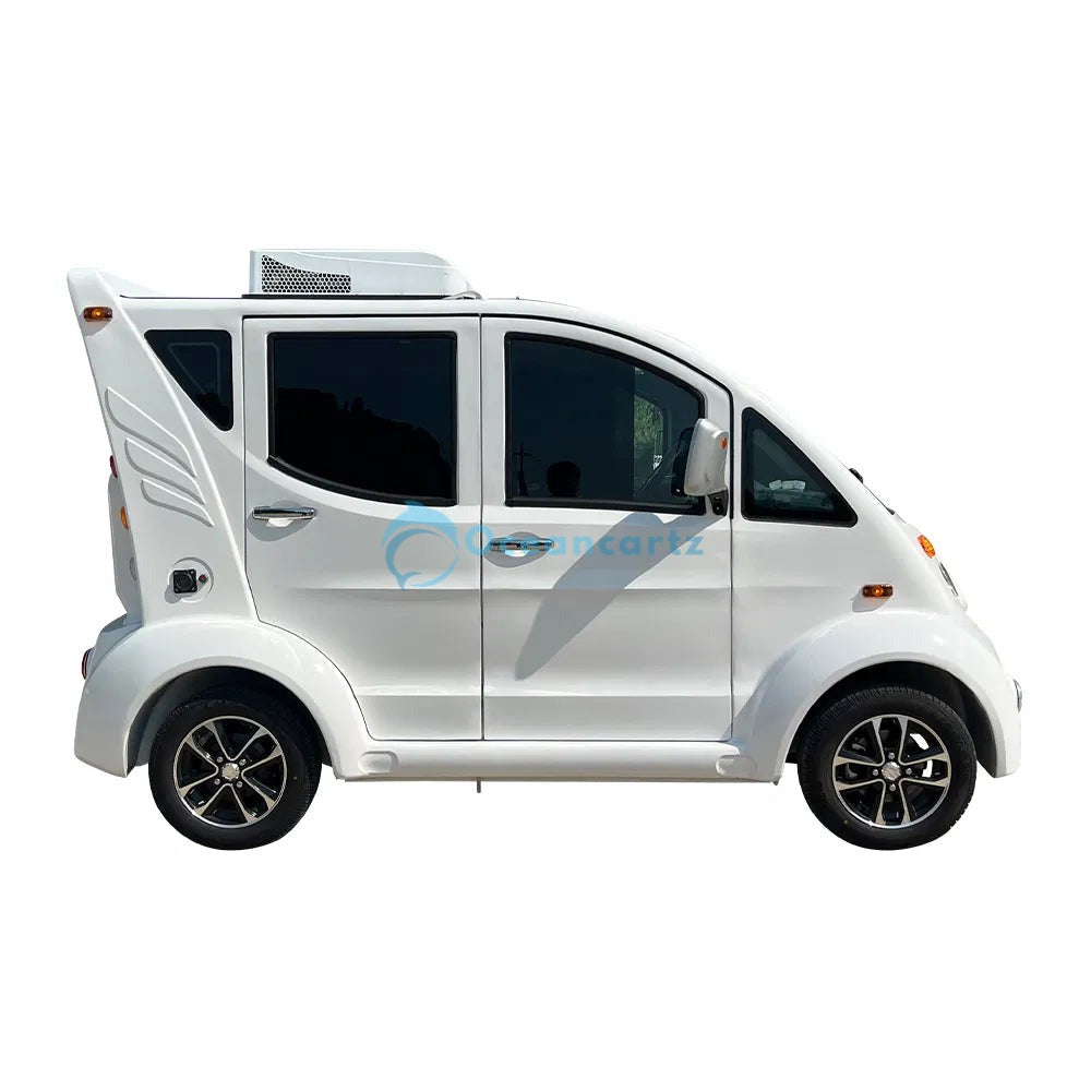 Oceancartz 4-5 Passenger Enclosed Electric Golf Cart with 2300W Air Conditioning and LFP Battery - Air Conditioned Golf Carts - 4 Seater - Photo 4 | Oceancartz