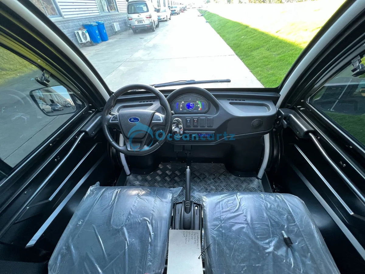 Oceancartz 6-Passenger Enclosed Electric Golf Cart with Air Conditioning, 60V 120Ah Gel Battery, and 4kW Motor - Air Conditioned Golf Carts - 6 Seater - Photo 4 | Oceancartz